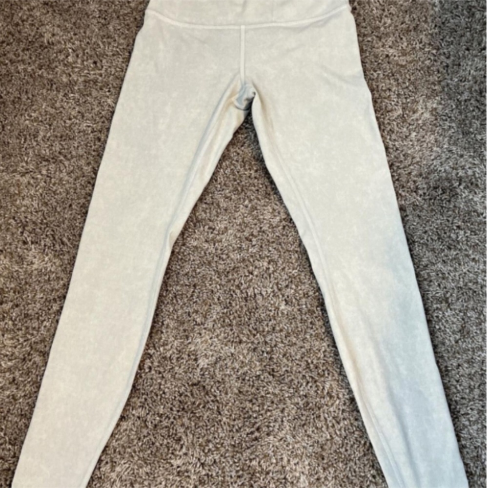 Lululemon Wunder Under LIMITED EDITION